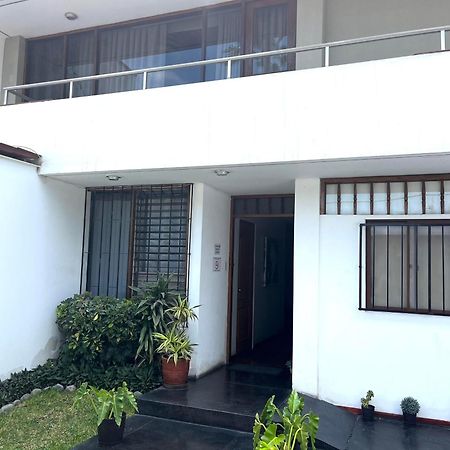 Lima Mini Aparts Monterrico - Cerca Embajada Eeuu Экстерьер фото