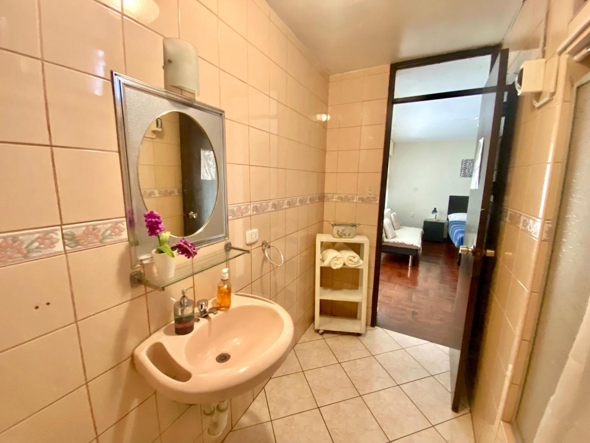 Lima Mini Aparts Monterrico - Cerca Embajada Eeuu Экстерьер фото