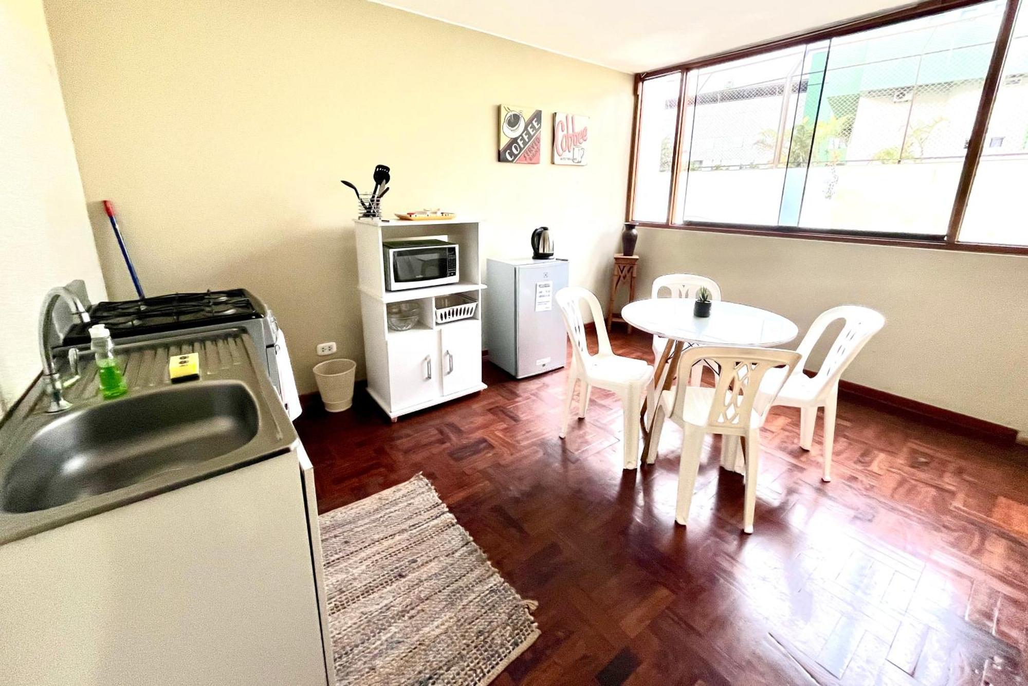 Lima Mini Aparts Monterrico - Cerca Embajada Eeuu Экстерьер фото